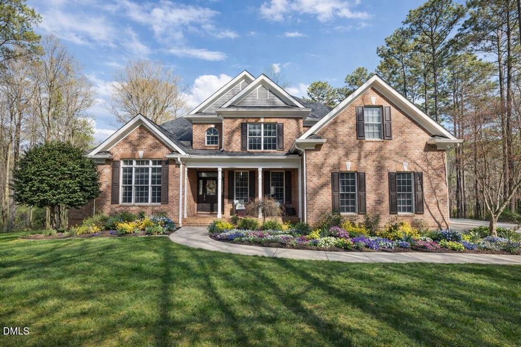 825 Oxbow Crossing Road, Chapel Hill, NC 27516