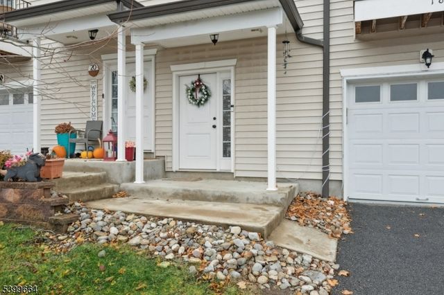 18 Joseph Dr 18, Newton Town, NJ 07860