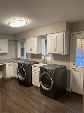 229 Portchester Road, Holland, MI 49424