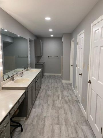 229 Portchester Road, Holland, MI 49424