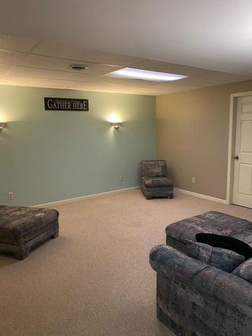 229 Portchester Road, Holland, MI 49424