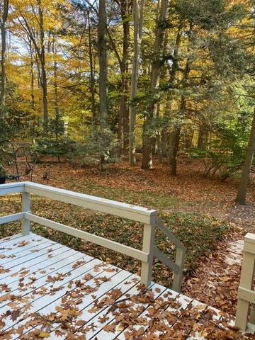 229 Portchester Road, Holland, MI 49424