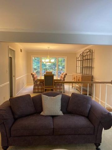 229 Portchester Road, Holland, MI 49424