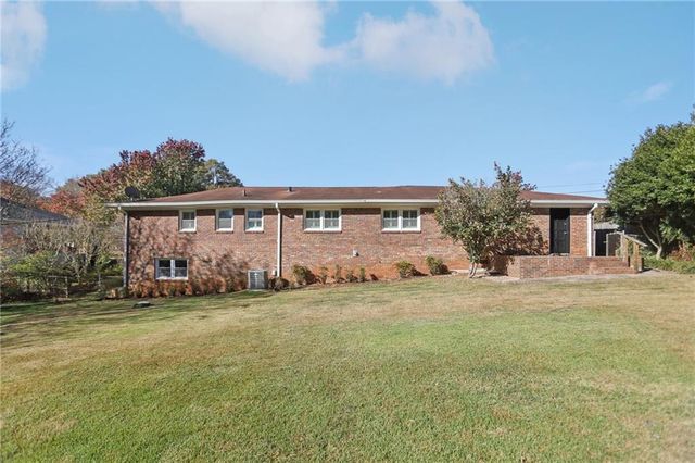 3335 Lauada Drive, Douglasville, GA 30135