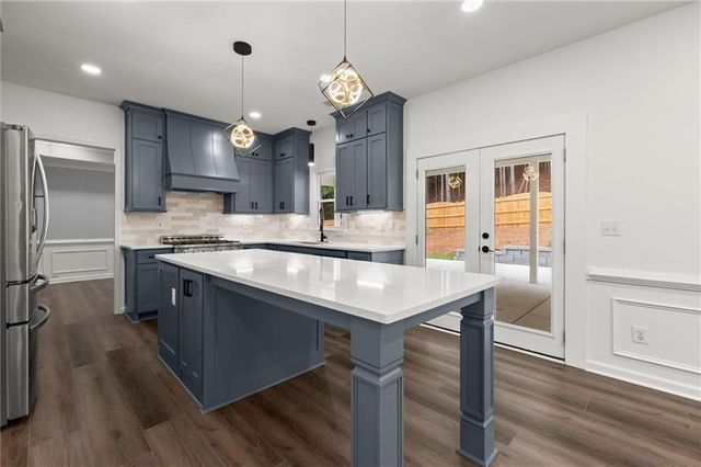 1012 Blankets Creek Drive, Canton, GA 30114