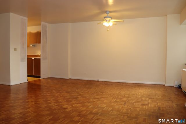 31 Woodland Street 7N, Hartford, CT 06105