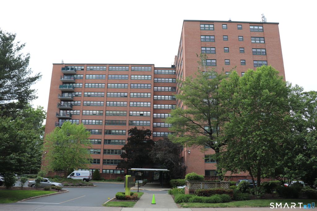 31 Woodland Street 7N, Hartford, CT 06105