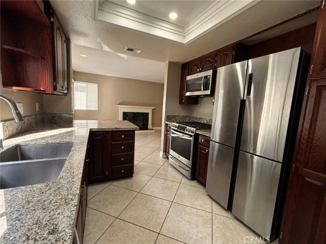 980 Tufts Circle, Corona, CA 92878