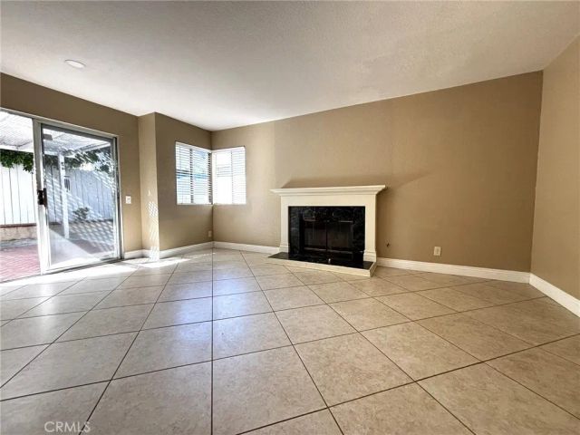 980 Tufts Circle, Corona, CA 92878