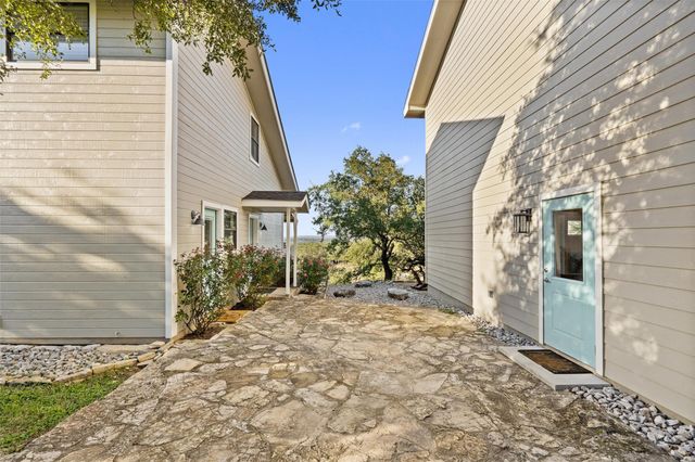 414 Gregg DR, Spicewood, TX 78669