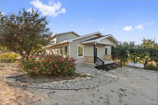 414 Gregg DR, Spicewood, TX 78669