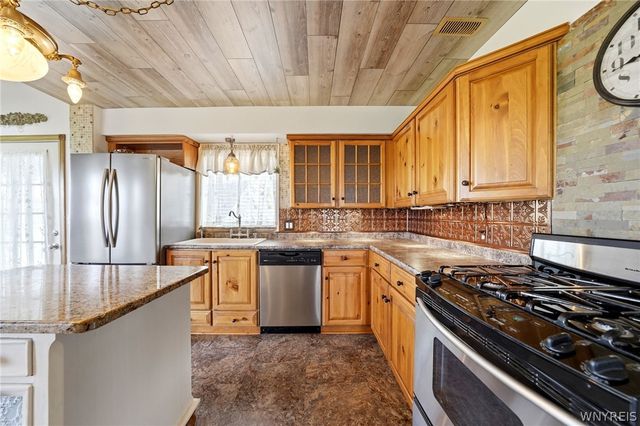 11230 Westwood Road, Alden, NY 14004