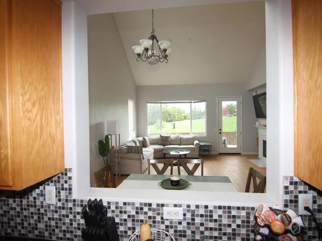 445 Poets Square, Fallbrook, CA 92028