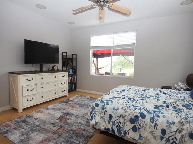 445 Poets Square, Fallbrook, CA 92028