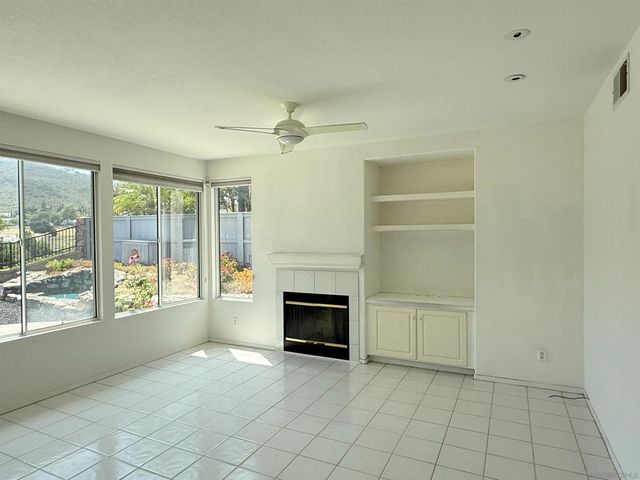 789 Pebble Beach, San Marcos, CA 92069