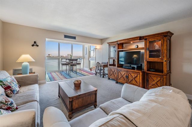 855 BAYWAY BOULEVARD 903, Clearwater Beach, FL 33767