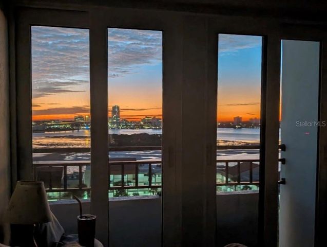 855 BAYWAY BOULEVARD 903, Clearwater Beach, FL 33767