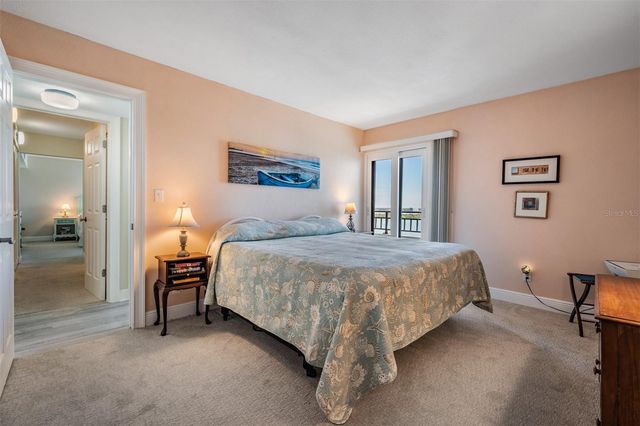 855 BAYWAY BOULEVARD 903, Clearwater Beach, FL 33767