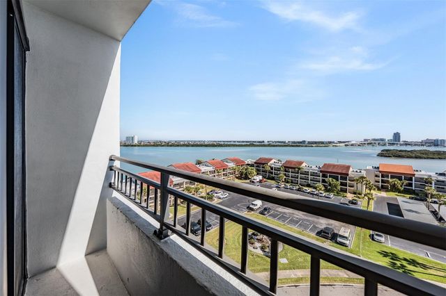 855 BAYWAY BOULEVARD 903, Clearwater Beach, FL 33767