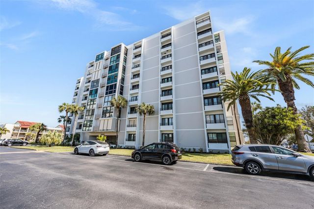 855 BAYWAY BOULEVARD 903, Clearwater Beach, FL 33767