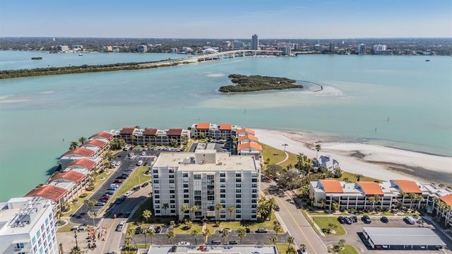 855 BAYWAY BOULEVARD 903, Clearwater Beach, FL 33767