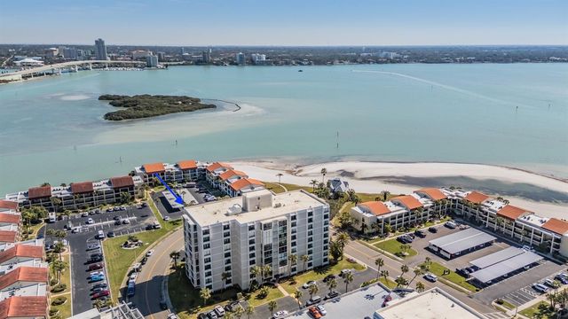 855 BAYWAY BOULEVARD 903, Clearwater Beach, FL 33767