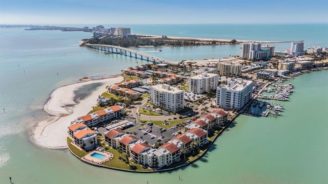 855 BAYWAY BOULEVARD 903, Clearwater Beach, FL 33767