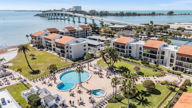 855 BAYWAY BOULEVARD 903, Clearwater Beach, FL 33767