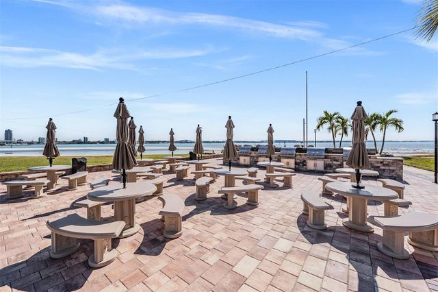 855 BAYWAY BOULEVARD 903, Clearwater Beach, FL 33767