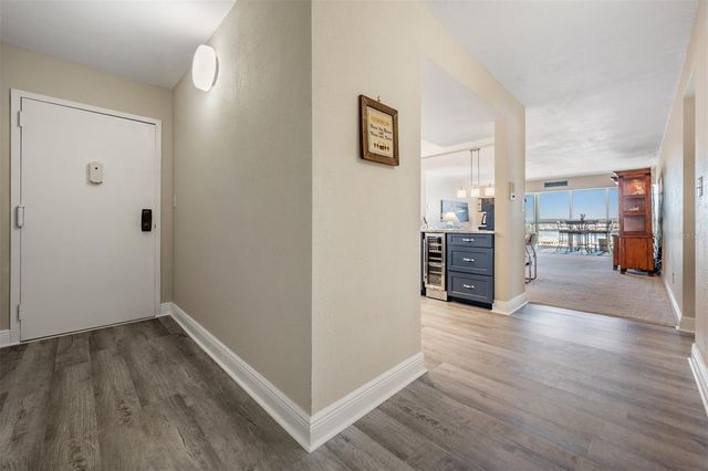 855 BAYWAY BOULEVARD 903, Clearwater Beach, FL 33767