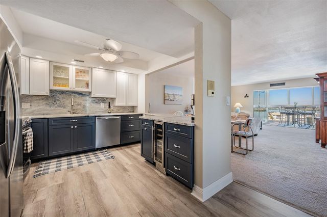 855 BAYWAY BOULEVARD 903, Clearwater Beach, FL 33767