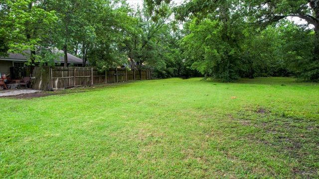 209 E College Street, Sherman, TX 75090