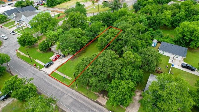 209 E College Street, Sherman, TX 75090