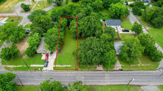 209 E College Street, Sherman, TX 75090