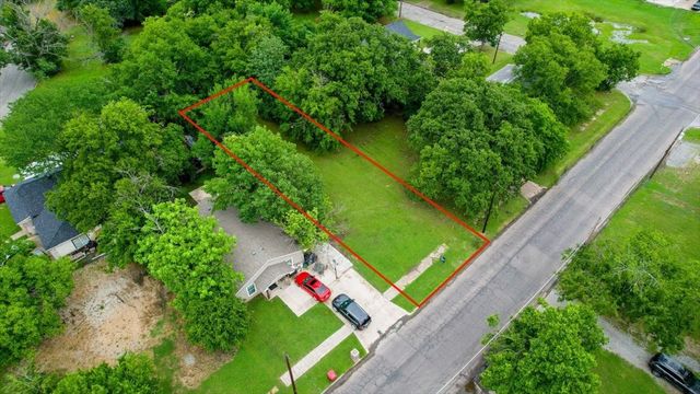 209 E College Street, Sherman, TX 75090