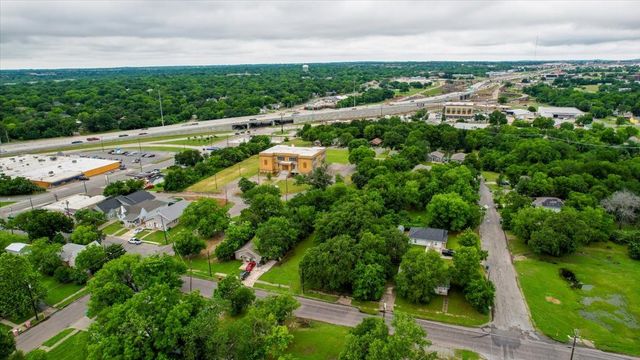 209 E College Street, Sherman, TX 75090