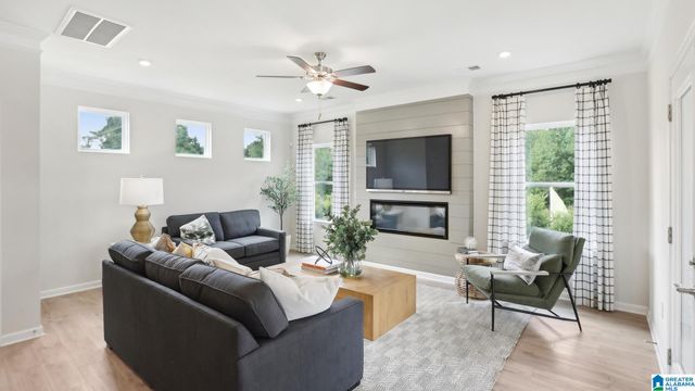 9376 BRUNSWICK AVENUE, Kimberly, AL 35091