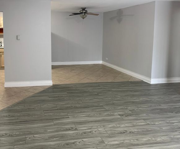 9S070 Frontage Road 102, Willowbrook, IL 60527