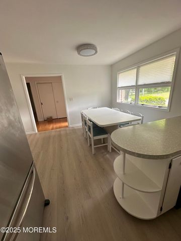 172 Larchwood Avenue, Oakhurst, NJ 07755