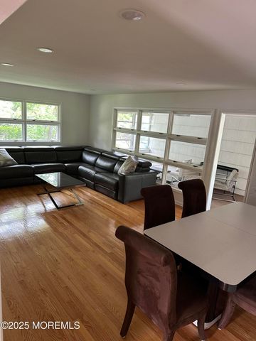172 Larchwood Avenue, Oakhurst, NJ 07755