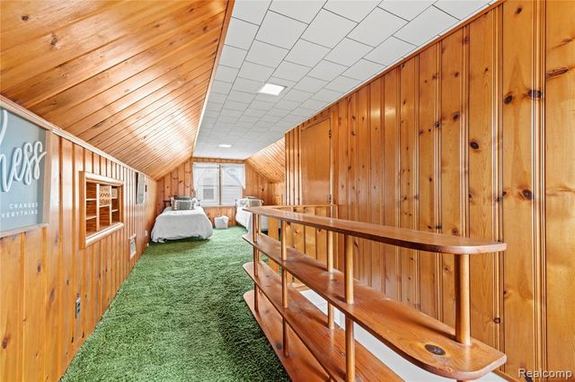 25215 Mackinac Street, Roseville, MI 48066