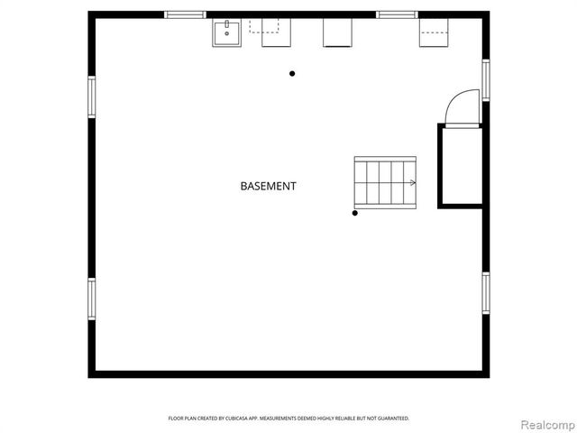 25215 Mackinac Street, Roseville, MI 48066