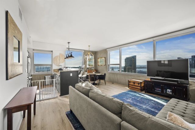 321 10th Ave. 2208, San Diego, CA 92101