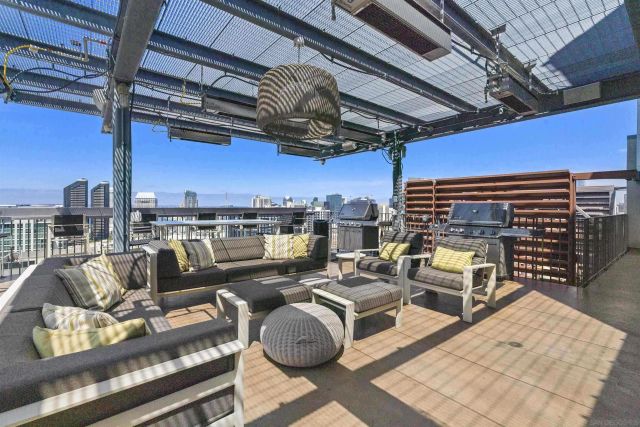321 10th Ave. 2208, San Diego, CA 92101