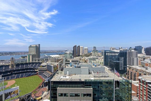 321 10th Ave. 2208, San Diego, CA 92101