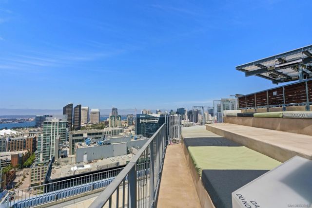 321 10th Ave. 2208, San Diego, CA 92101