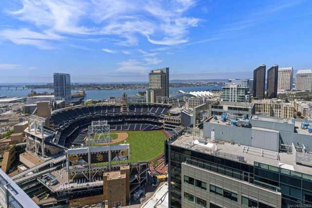 321 10th Ave. 2208, San Diego, CA 92101