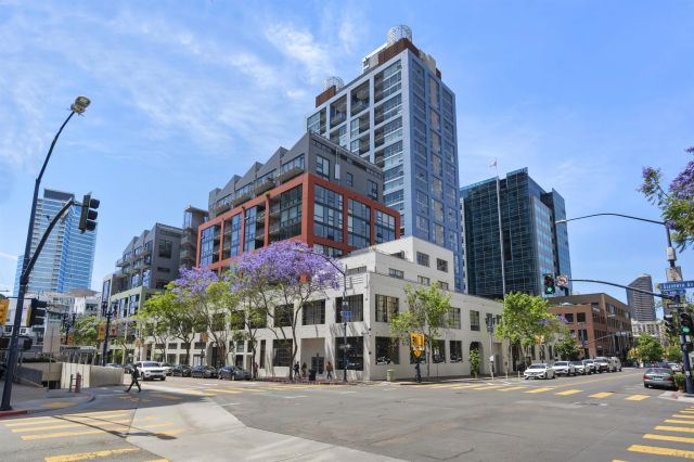 321 10th Ave. 2208, San Diego, CA 92101