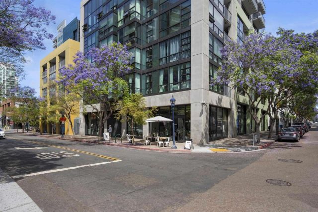 321 10th Ave. 2208, San Diego, CA 92101