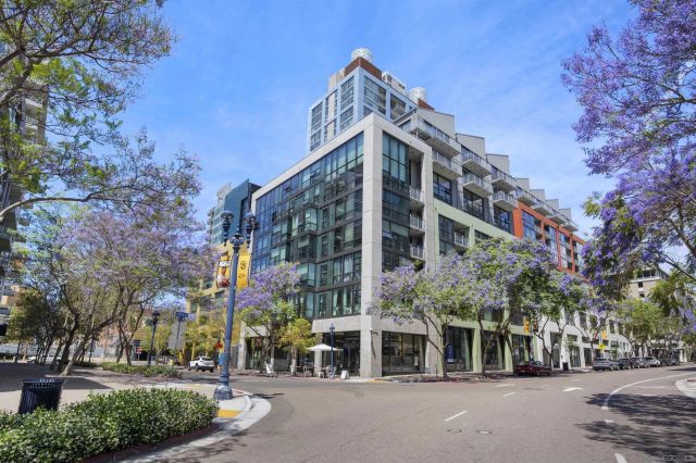 321 10th Ave. 2208, San Diego, CA 92101